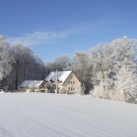 Ferienhof "Alte Foersterei" Knau Dış mekan fotoğraf